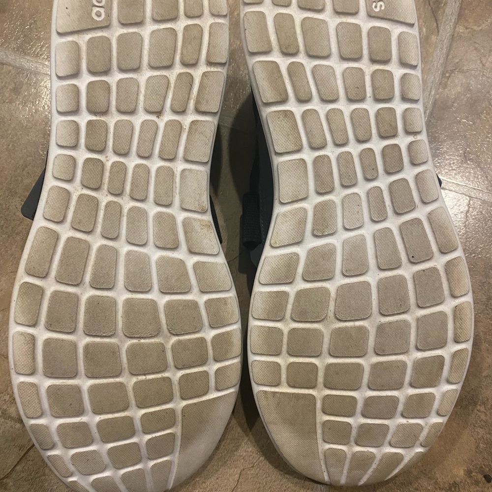 Adidas Shoes - Picture 2 of 5